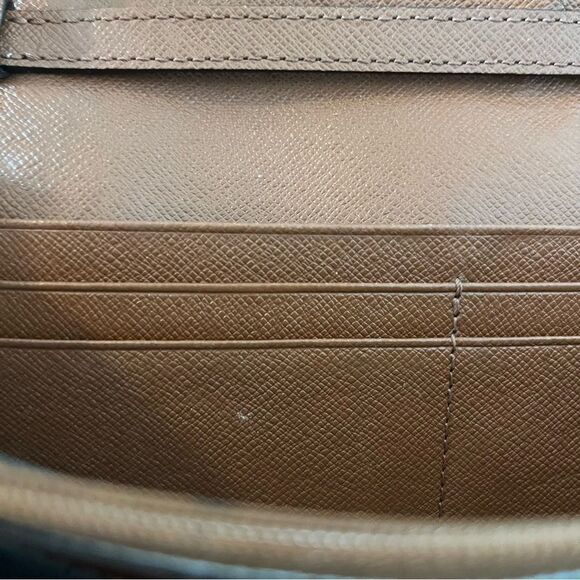 Michael Kors Envelope Crossbody Handbag - Picture 9 of 9